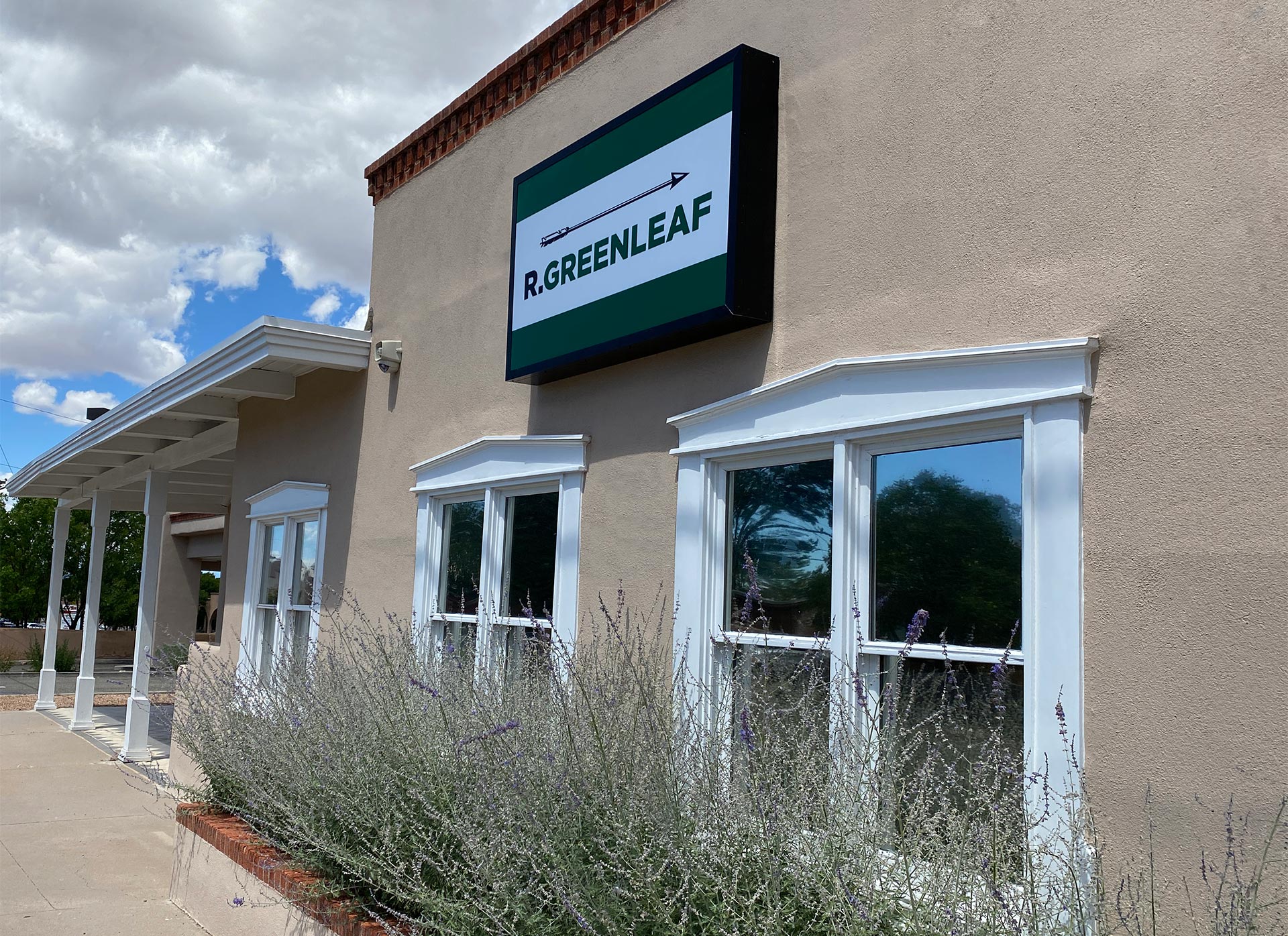 R. Greenleaf Santa Fe clinic exterior